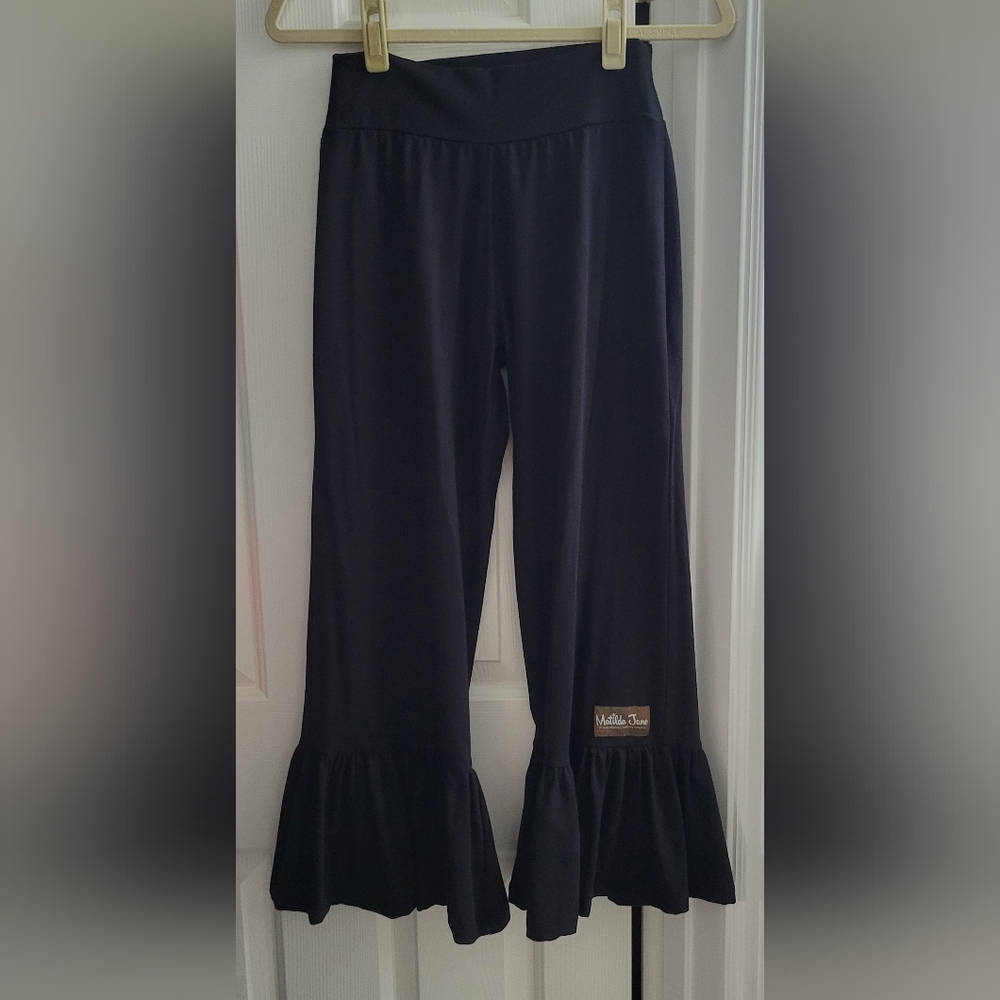 Matilda Jane Ruffle Pant size medium